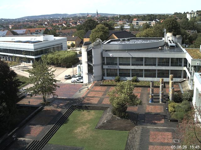 Foto der Webcam: Verwaltungsgeb&auml;ude, Innenhof mit Audimax, H&ouml;rsaal-Geb&auml;ude 1