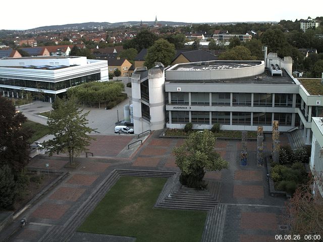Foto der Webcam: Verwaltungsgeb&auml;ude, Innenhof mit Audimax, H&ouml;rsaal-Geb&auml;ude 1