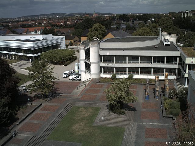 Foto der Webcam: Verwaltungsgeb&auml;ude, Innenhof mit Audimax, H&ouml;rsaal-Geb&auml;ude 1