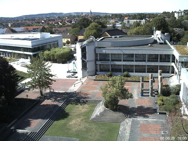 Foto der Webcam: Verwaltungsgeb&auml;ude, Innenhof mit Audimax, H&ouml;rsaal-Geb&auml;ude 1