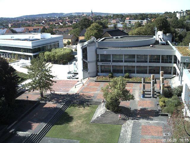 Foto der Webcam: Verwaltungsgeb&auml;ude, Innenhof mit Audimax, H&ouml;rsaal-Geb&auml;ude 1
