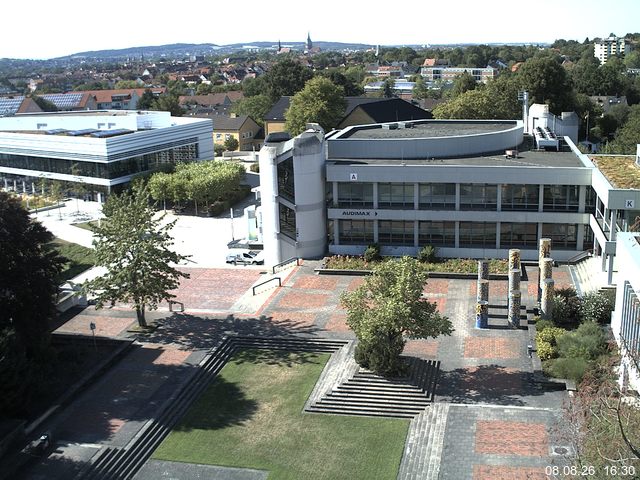 Foto der Webcam: Verwaltungsgeb&auml;ude, Innenhof mit Audimax, H&ouml;rsaal-Geb&auml;ude 1