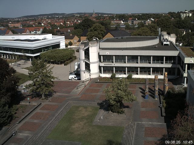 Foto der Webcam: Verwaltungsgeb&auml;ude, Innenhof mit Audimax, H&ouml;rsaal-Geb&auml;ude 1