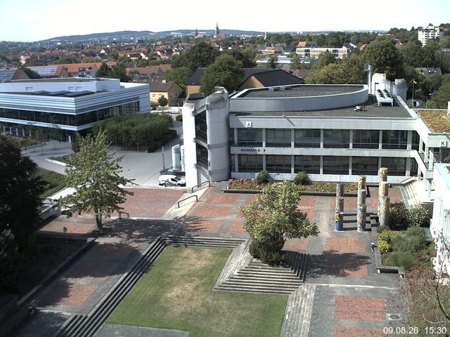 Foto der Webcam: Verwaltungsgeb&auml;ude, Innenhof mit Audimax, H&ouml;rsaal-Geb&auml;ude 1