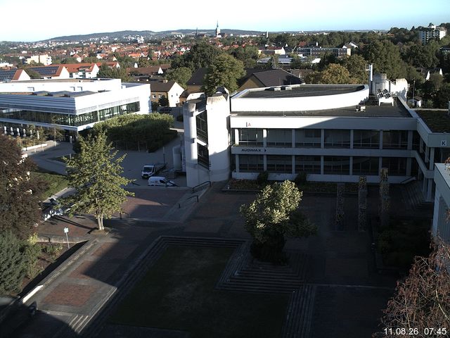 Foto der Webcam: Verwaltungsgeb&auml;ude, Innenhof mit Audimax, H&ouml;rsaal-Geb&auml;ude 1
