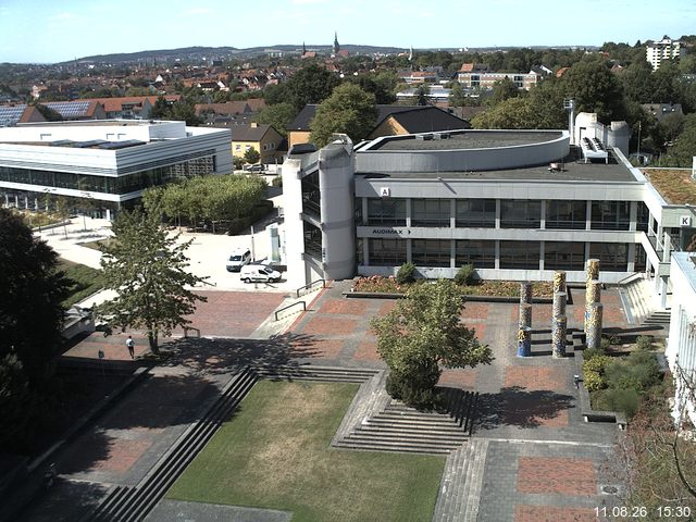 Foto der Webcam: Verwaltungsgeb&auml;ude, Innenhof mit Audimax, H&ouml;rsaal-Geb&auml;ude 1
