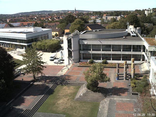 Foto der Webcam: Verwaltungsgeb&auml;ude, Innenhof mit Audimax, H&ouml;rsaal-Geb&auml;ude 1