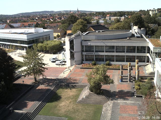 Foto der Webcam: Verwaltungsgeb&auml;ude, Innenhof mit Audimax, H&ouml;rsaal-Geb&auml;ude 1