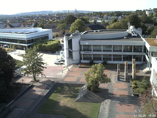 Foto der Webcam: Verwaltungsgeb&auml;ude, Innenhof mit Audimax, H&ouml;rsaal-Geb&auml;ude 1