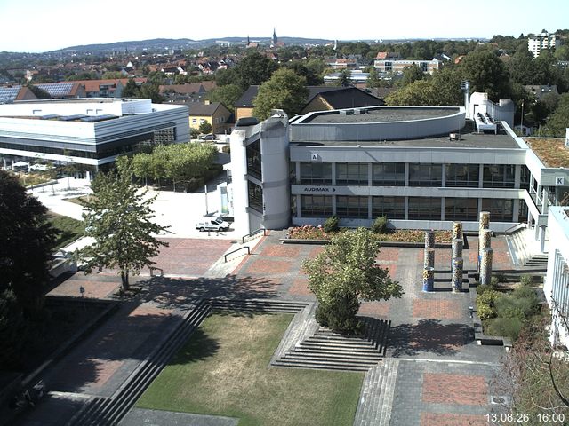 Foto der Webcam: Verwaltungsgeb&auml;ude, Innenhof mit Audimax, H&ouml;rsaal-Geb&auml;ude 1