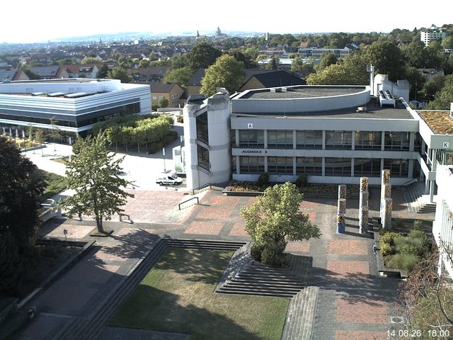 Foto der Webcam: Verwaltungsgeb&auml;ude, Innenhof mit Audimax, H&ouml;rsaal-Geb&auml;ude 1