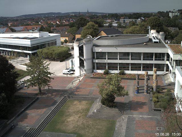 Foto der Webcam: Verwaltungsgeb&auml;ude, Innenhof mit Audimax, H&ouml;rsaal-Geb&auml;ude 1
