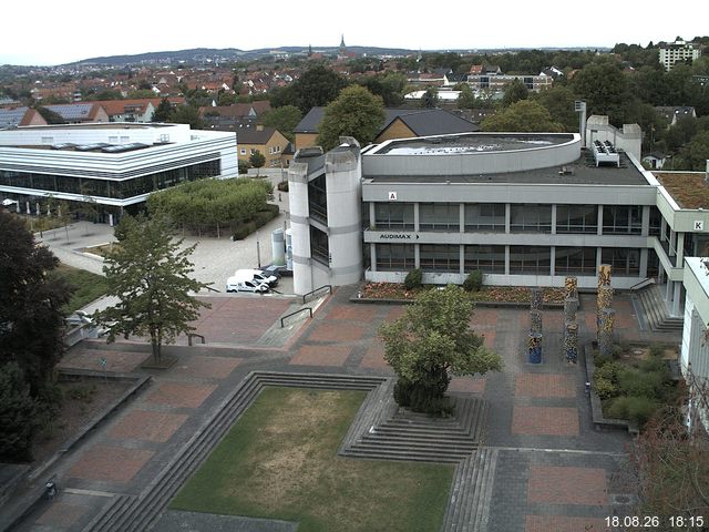Foto der Webcam: Verwaltungsgeb&auml;ude, Innenhof mit Audimax, H&ouml;rsaal-Geb&auml;ude 1