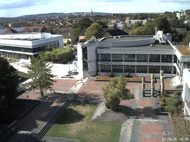 Foto der Webcam: Verwaltungsgeb&auml;ude, Innenhof mit Audimax, H&ouml;rsaal-Geb&auml;ude 1