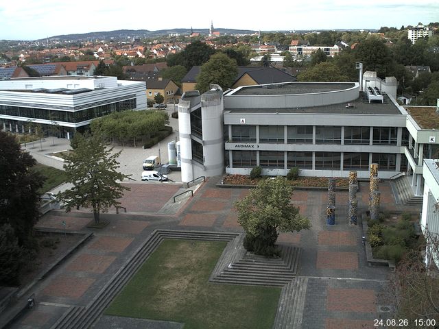 Foto der Webcam: Verwaltungsgeb&auml;ude, Innenhof mit Audimax, H&ouml;rsaal-Geb&auml;ude 1