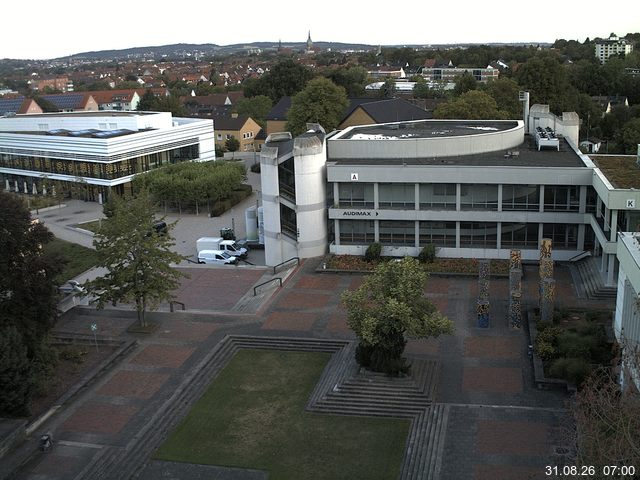 Foto der Webcam: Verwaltungsgeb&auml;ude, Innenhof mit Audimax, H&ouml;rsaal-Geb&auml;ude 1