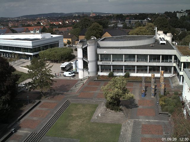 Foto der Webcam: Verwaltungsgeb&auml;ude, Innenhof mit Audimax, H&ouml;rsaal-Geb&auml;ude 1