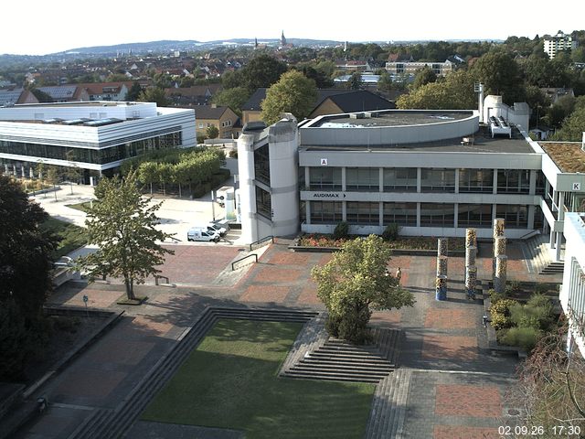 Foto der Webcam: Verwaltungsgeb&auml;ude, Innenhof mit Audimax, H&ouml;rsaal-Geb&auml;ude 1