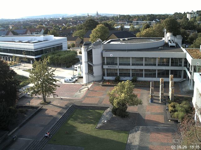Foto der Webcam: Verwaltungsgeb&auml;ude, Innenhof mit Audimax, H&ouml;rsaal-Geb&auml;ude 1