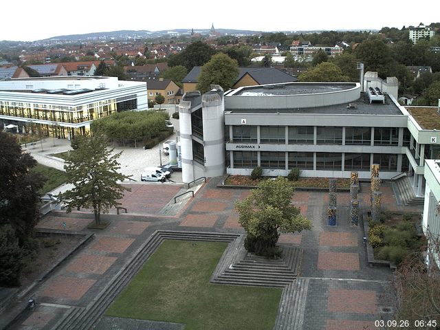 Foto der Webcam: Verwaltungsgeb&auml;ude, Innenhof mit Audimax, H&ouml;rsaal-Geb&auml;ude 1