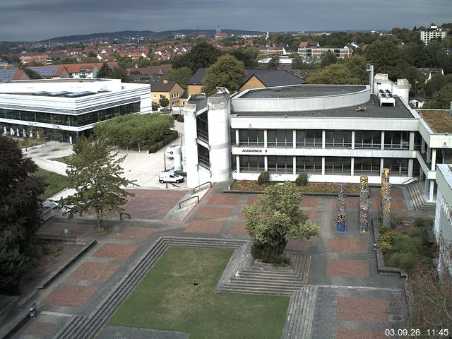 Foto der Webcam: Verwaltungsgeb&auml;ude, Innenhof mit Audimax, H&ouml;rsaal-Geb&auml;ude 1
