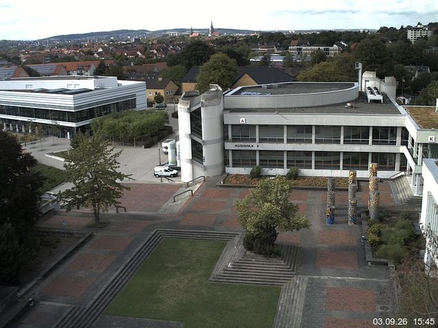 Foto der Webcam: Verwaltungsgeb&auml;ude, Innenhof mit Audimax, H&ouml;rsaal-Geb&auml;ude 1