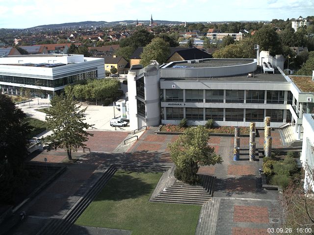 Foto der Webcam: Verwaltungsgeb&auml;ude, Innenhof mit Audimax, H&ouml;rsaal-Geb&auml;ude 1