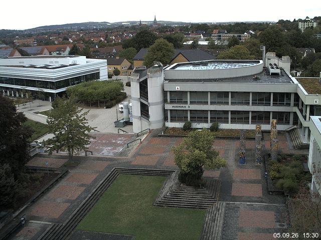 Foto der Webcam: Verwaltungsgeb&auml;ude, Innenhof mit Audimax, H&ouml;rsaal-Geb&auml;ude 1