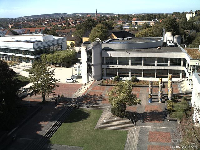 Foto der Webcam: Verwaltungsgeb&auml;ude, Innenhof mit Audimax, H&ouml;rsaal-Geb&auml;ude 1