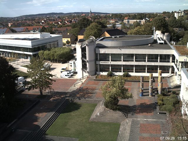 Foto der Webcam: Verwaltungsgeb&auml;ude, Innenhof mit Audimax, H&ouml;rsaal-Geb&auml;ude 1