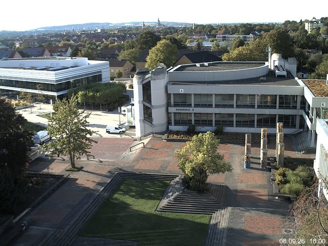 Foto der Webcam: Verwaltungsgeb&auml;ude, Innenhof mit Audimax, H&ouml;rsaal-Geb&auml;ude 1