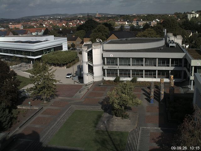 Foto der Webcam: Verwaltungsgeb&auml;ude, Innenhof mit Audimax, H&ouml;rsaal-Geb&auml;ude 1