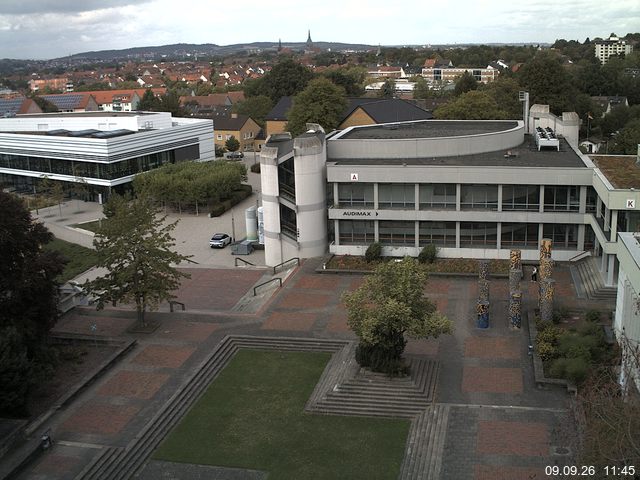 Foto der Webcam: Verwaltungsgeb&auml;ude, Innenhof mit Audimax, H&ouml;rsaal-Geb&auml;ude 1