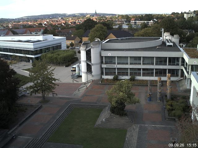Foto der Webcam: Verwaltungsgeb&auml;ude, Innenhof mit Audimax, H&ouml;rsaal-Geb&auml;ude 1
