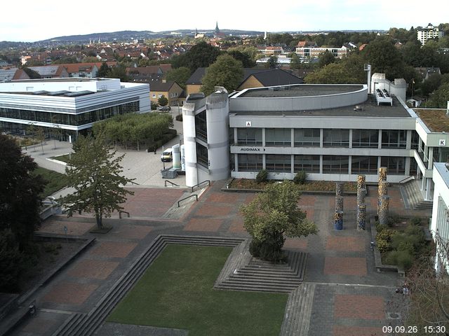 Foto der Webcam: Verwaltungsgeb&auml;ude, Innenhof mit Audimax, H&ouml;rsaal-Geb&auml;ude 1