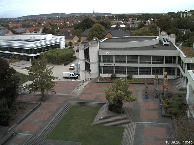 Foto der Webcam: Verwaltungsgeb&auml;ude, Innenhof mit Audimax, H&ouml;rsaal-Geb&auml;ude 1