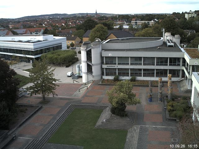 Foto der Webcam: Verwaltungsgeb&auml;ude, Innenhof mit Audimax, H&ouml;rsaal-Geb&auml;ude 1