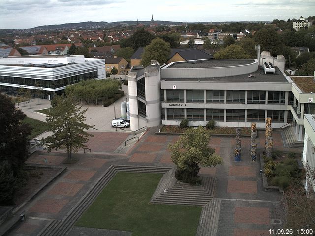 Foto der Webcam: Verwaltungsgeb&auml;ude, Innenhof mit Audimax, H&ouml;rsaal-Geb&auml;ude 1