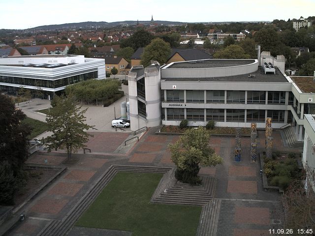 Foto der Webcam: Verwaltungsgeb&auml;ude, Innenhof mit Audimax, H&ouml;rsaal-Geb&auml;ude 1