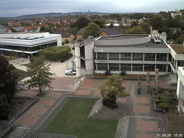 Foto der Webcam: Verwaltungsgeb&auml;ude, Innenhof mit Audimax, H&ouml;rsaal-Geb&auml;ude 1