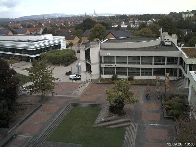 Foto der Webcam: Verwaltungsgeb&auml;ude, Innenhof mit Audimax, H&ouml;rsaal-Geb&auml;ude 1