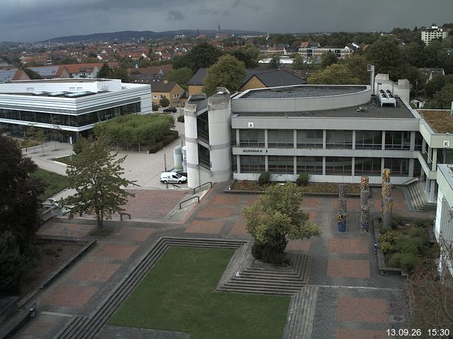 Foto der Webcam: Verwaltungsgeb&auml;ude, Innenhof mit Audimax, H&ouml;rsaal-Geb&auml;ude 1