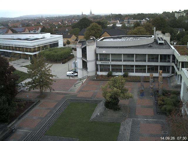 Foto der Webcam: Verwaltungsgeb&auml;ude, Innenhof mit Audimax, H&ouml;rsaal-Geb&auml;ude 1