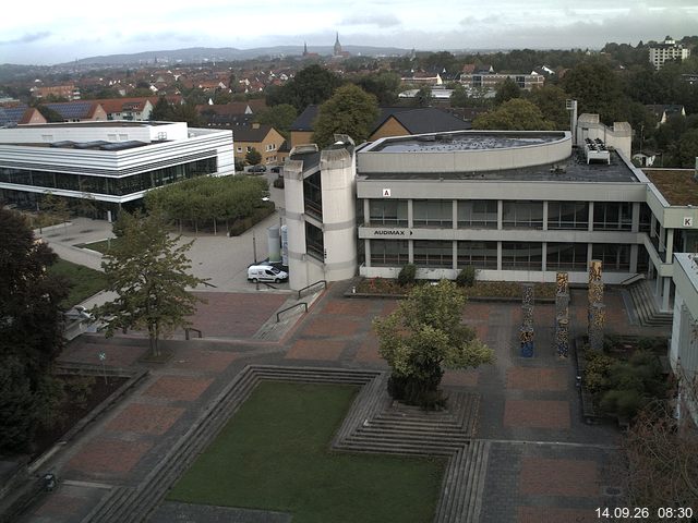 Foto der Webcam: Verwaltungsgeb&auml;ude, Innenhof mit Audimax, H&ouml;rsaal-Geb&auml;ude 1