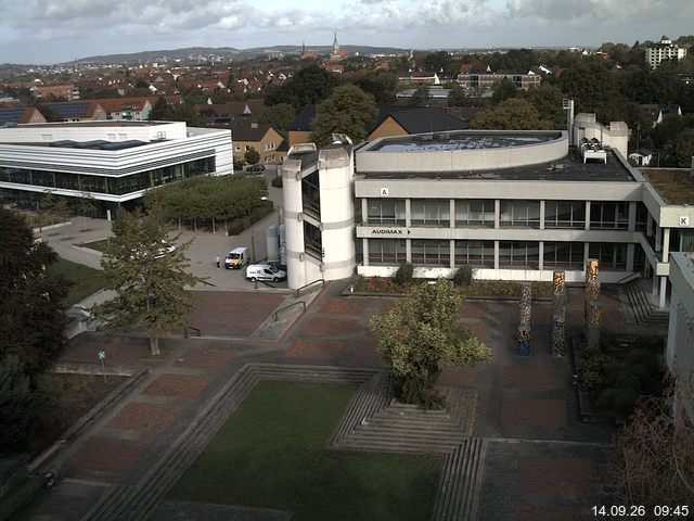 Foto der Webcam: Verwaltungsgeb&auml;ude, Innenhof mit Audimax, H&ouml;rsaal-Geb&auml;ude 1
