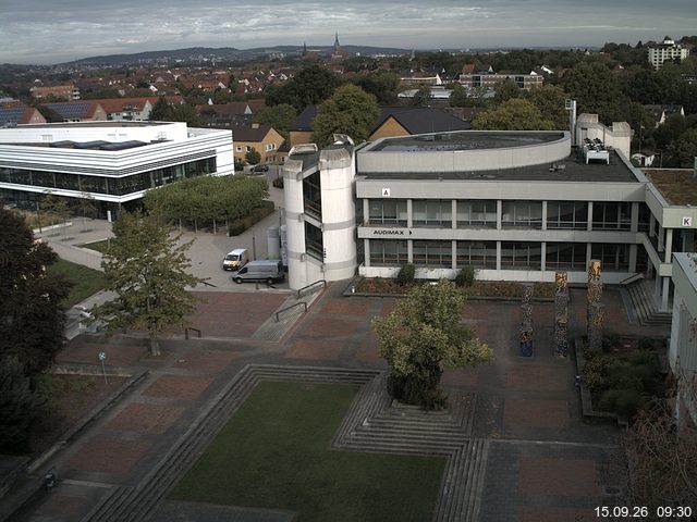 Foto der Webcam: Verwaltungsgeb&auml;ude, Innenhof mit Audimax, H&ouml;rsaal-Geb&auml;ude 1