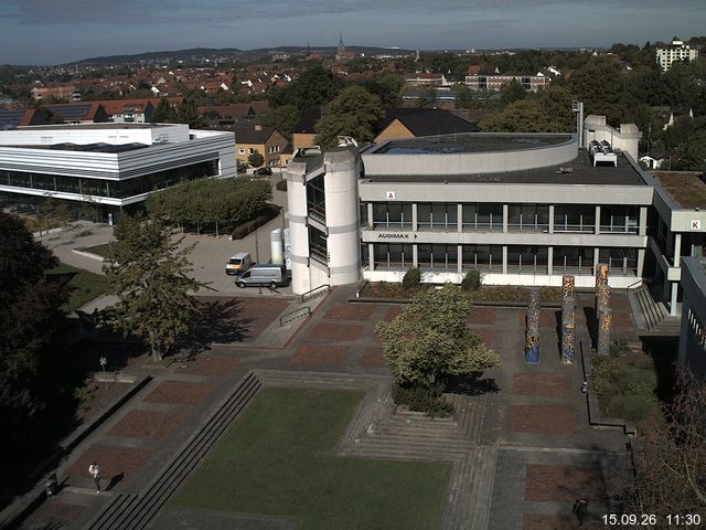 Foto der Webcam: Verwaltungsgeb&auml;ude, Innenhof mit Audimax, H&ouml;rsaal-Geb&auml;ude 1