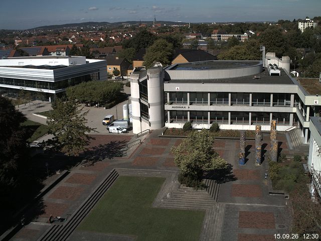 Foto der Webcam: Verwaltungsgeb&auml;ude, Innenhof mit Audimax, H&ouml;rsaal-Geb&auml;ude 1