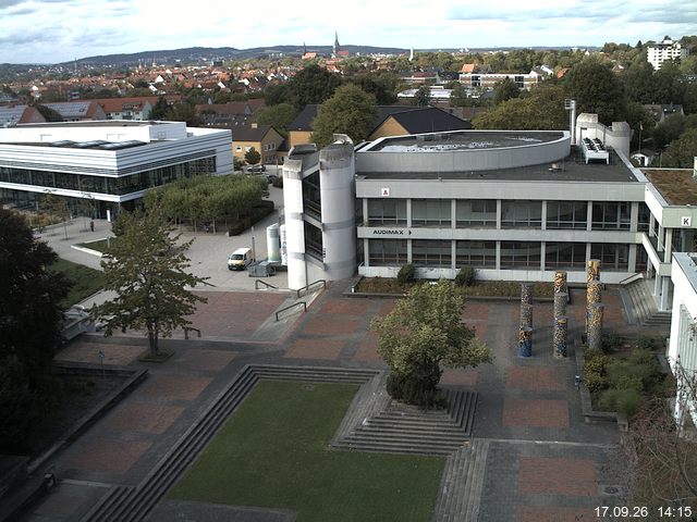 Foto der Webcam: Verwaltungsgeb&auml;ude, Innenhof mit Audimax, H&ouml;rsaal-Geb&auml;ude 1