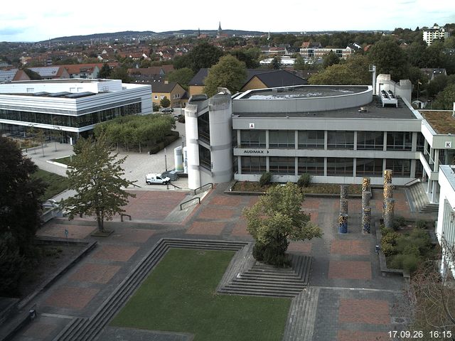 Foto der Webcam: Verwaltungsgeb&auml;ude, Innenhof mit Audimax, H&ouml;rsaal-Geb&auml;ude 1
